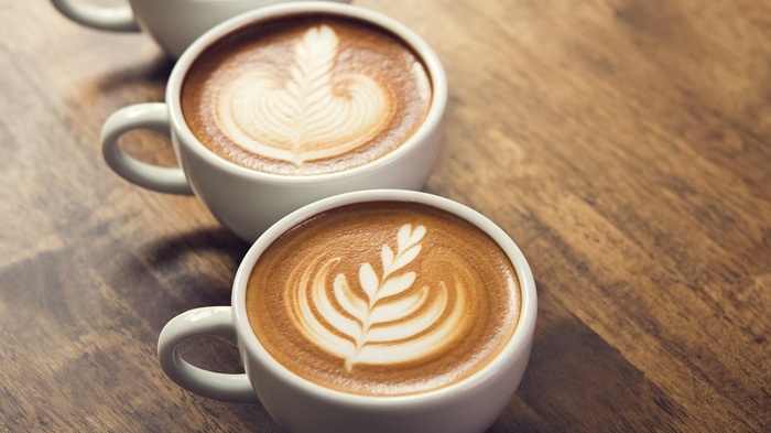 莱沃口腔‖牙齿上刷不掉的黑线是什么？是蛀牙吗？