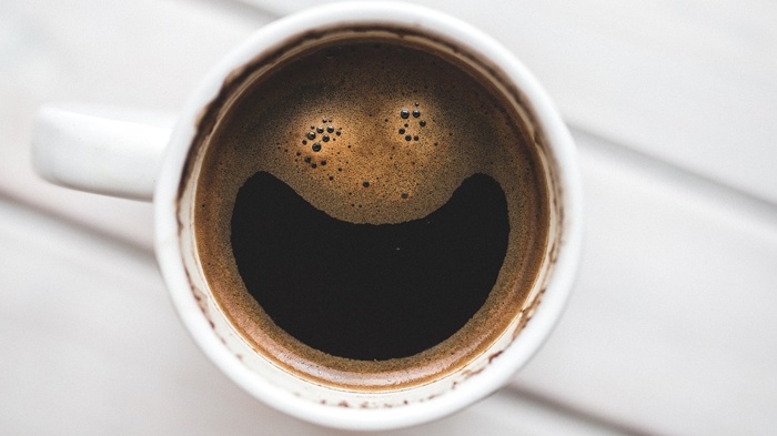 莱沃口腔‖拯救“大黄牙”，让笑容更加璀璨