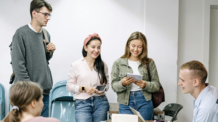 莱沃口腔‖青春不等待，正畸正当时