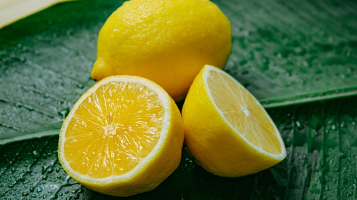 莱沃口腔‖牙齿美白需谨慎，这些偏方不可信！