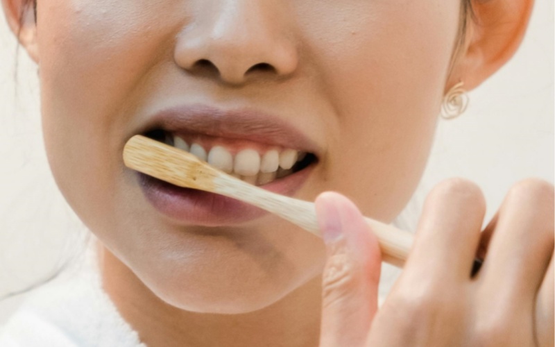 莱沃口腔‖什么？刷牙太勤，对牙齿也会有伤害？