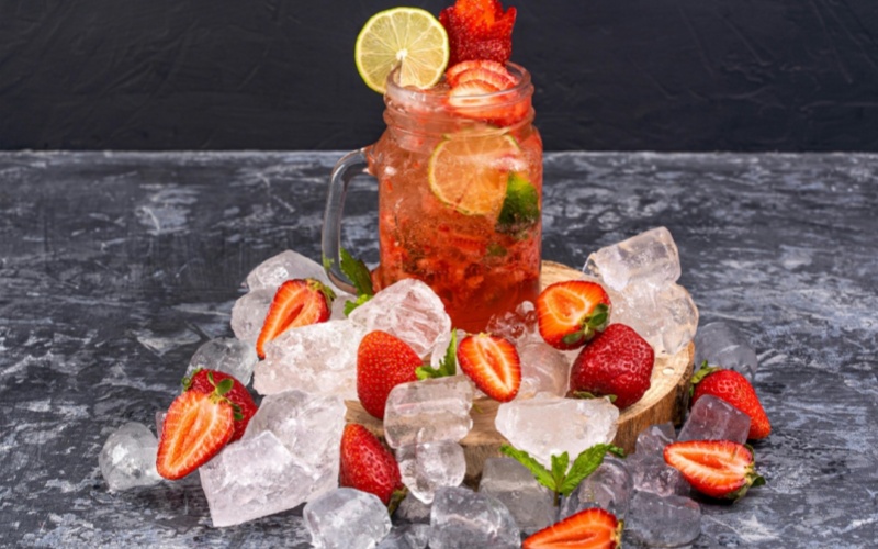 莱沃口腔‖办年货预警！牙齿敏感星人，这几类年货再馋也别多买